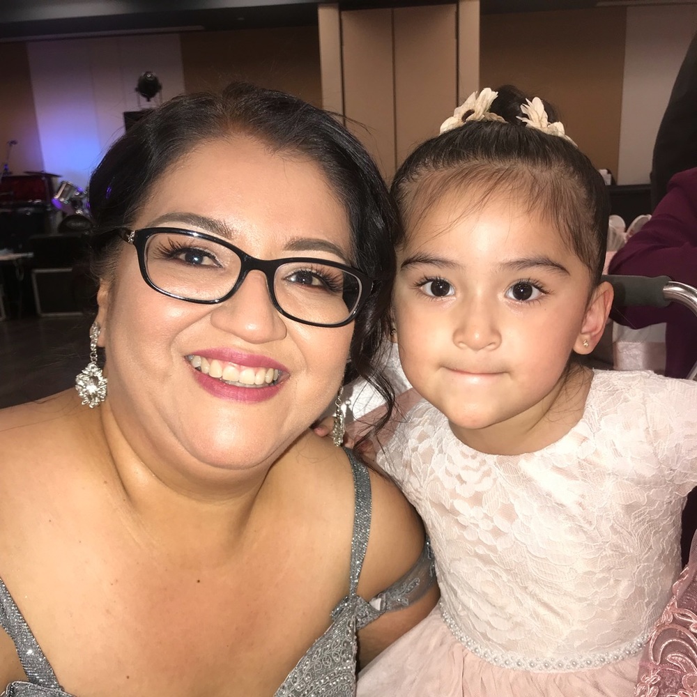 Meet your Posher, Marisela